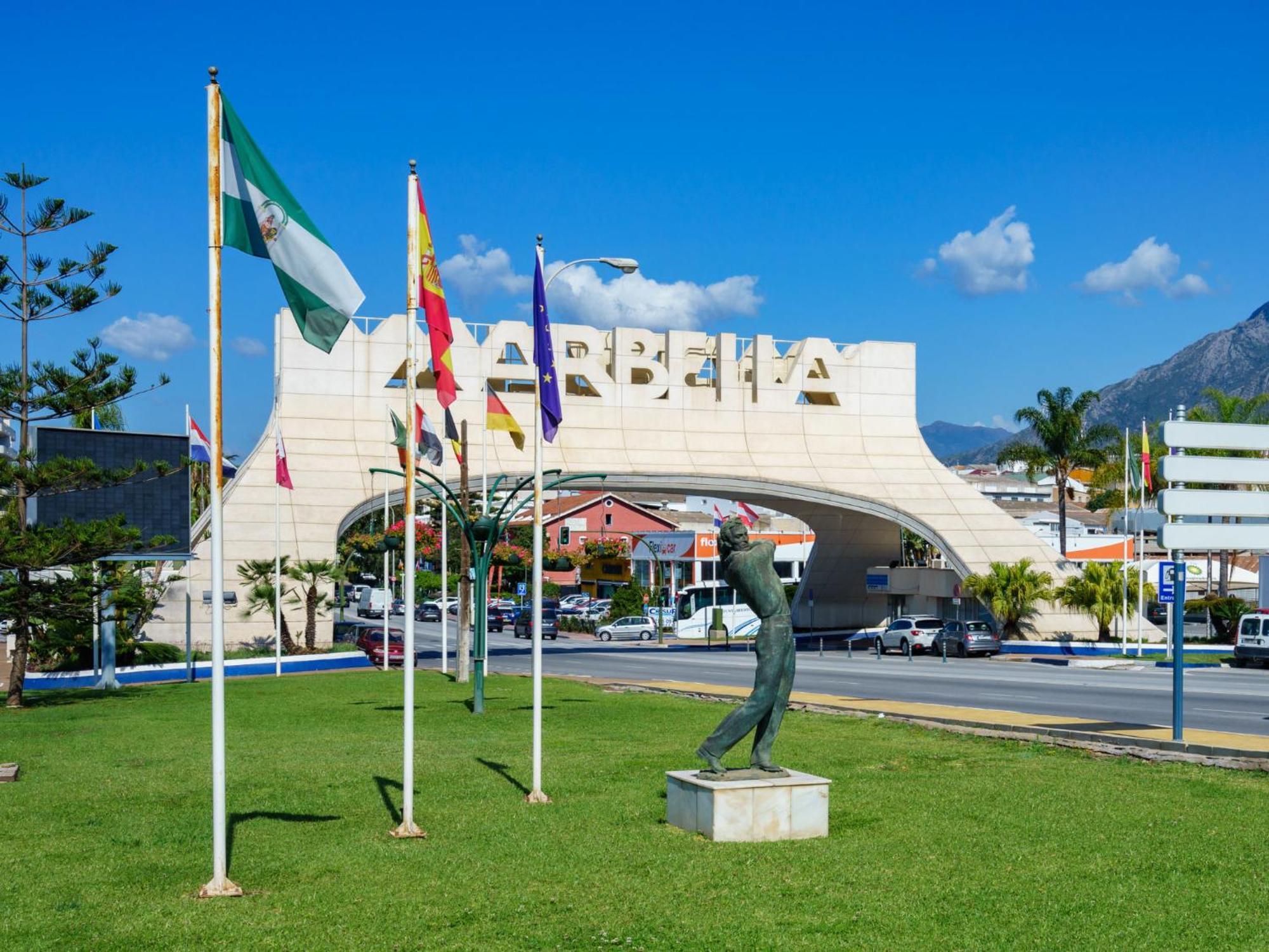 First Line By Interhome Marbella
